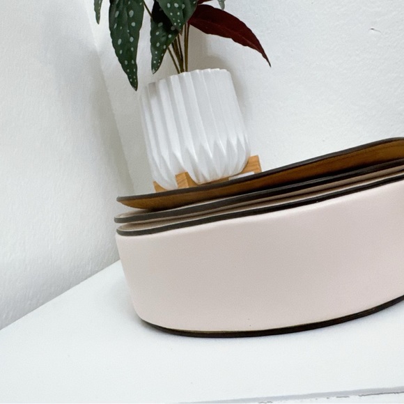 Coach Ellen Crossbody In Signature Canvas With Daisy Print - Picture 7 of 8